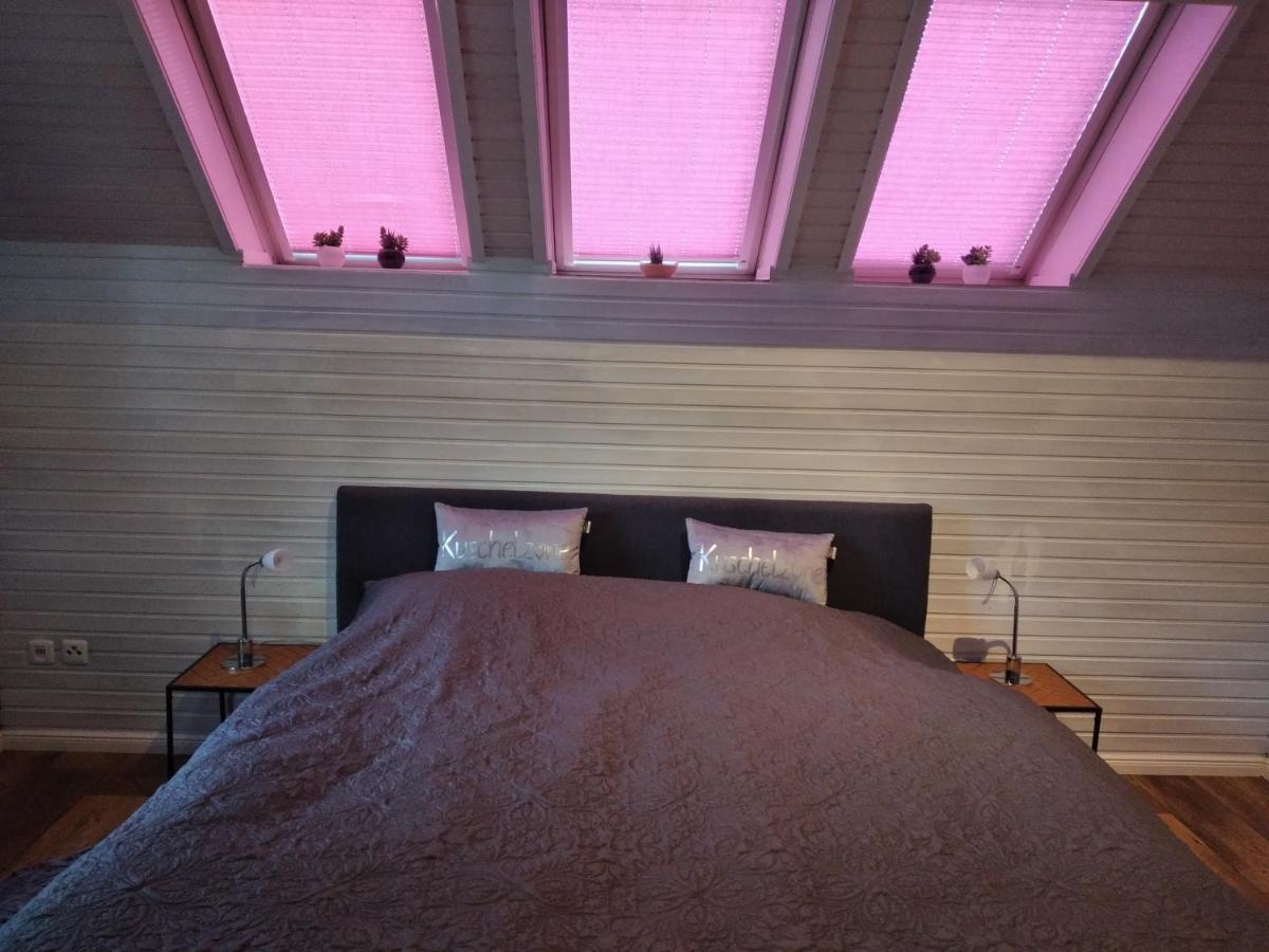 Ferienwohnung "Kunterbunt" Mit Burgblick Und Dachterrasse Моншау Экстерьер фото