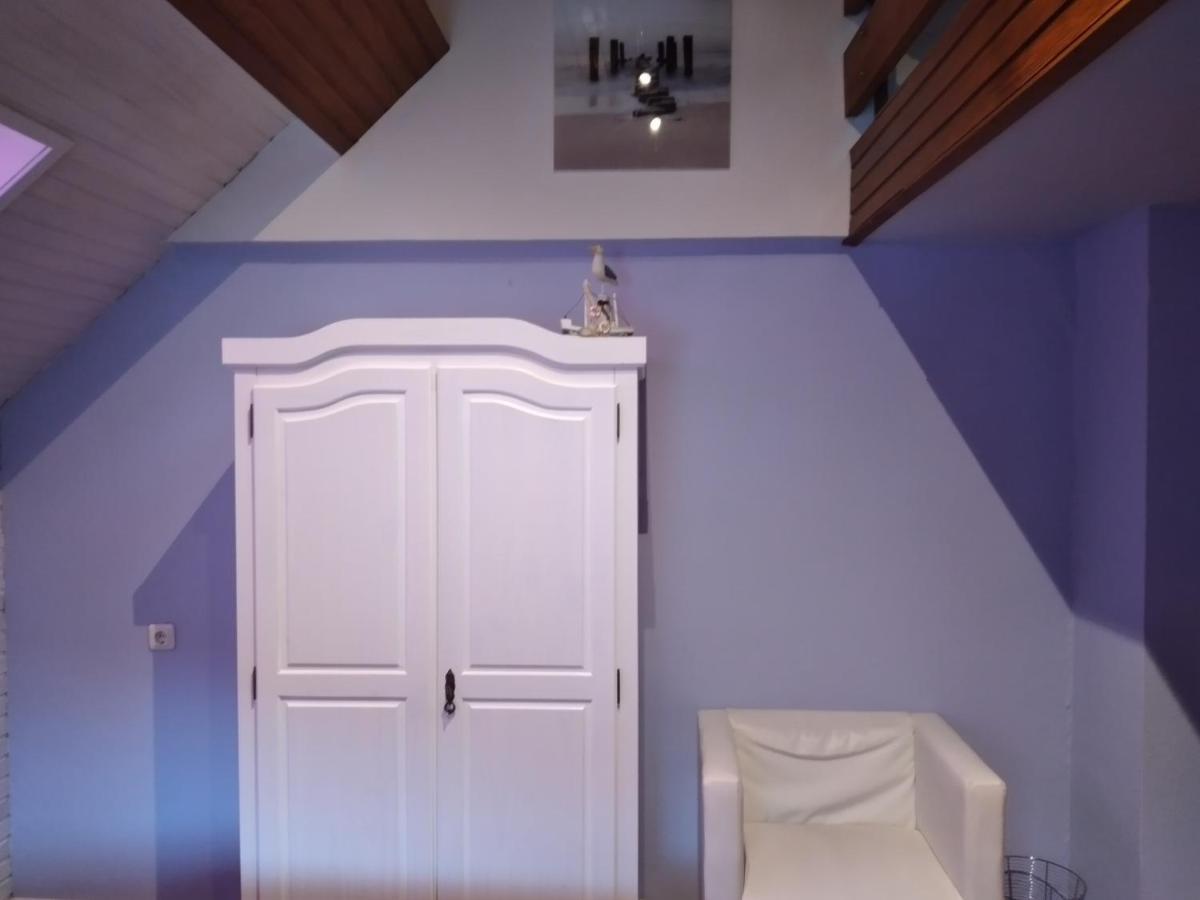 Ferienwohnung "Kunterbunt" Mit Burgblick Und Dachterrasse Моншау Экстерьер фото