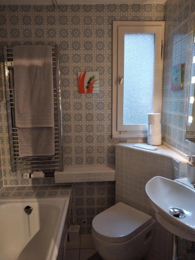 Ferienwohnung "Kunterbunt" Mit Burgblick Und Dachterrasse Моншау Экстерьер фото